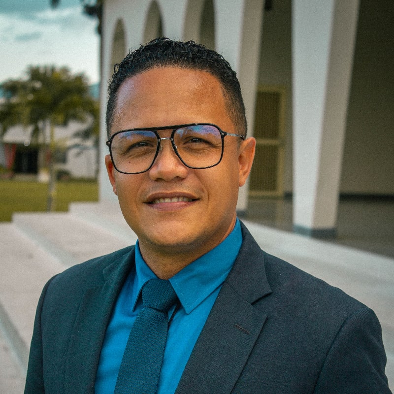 Pr. Lorien Canelo